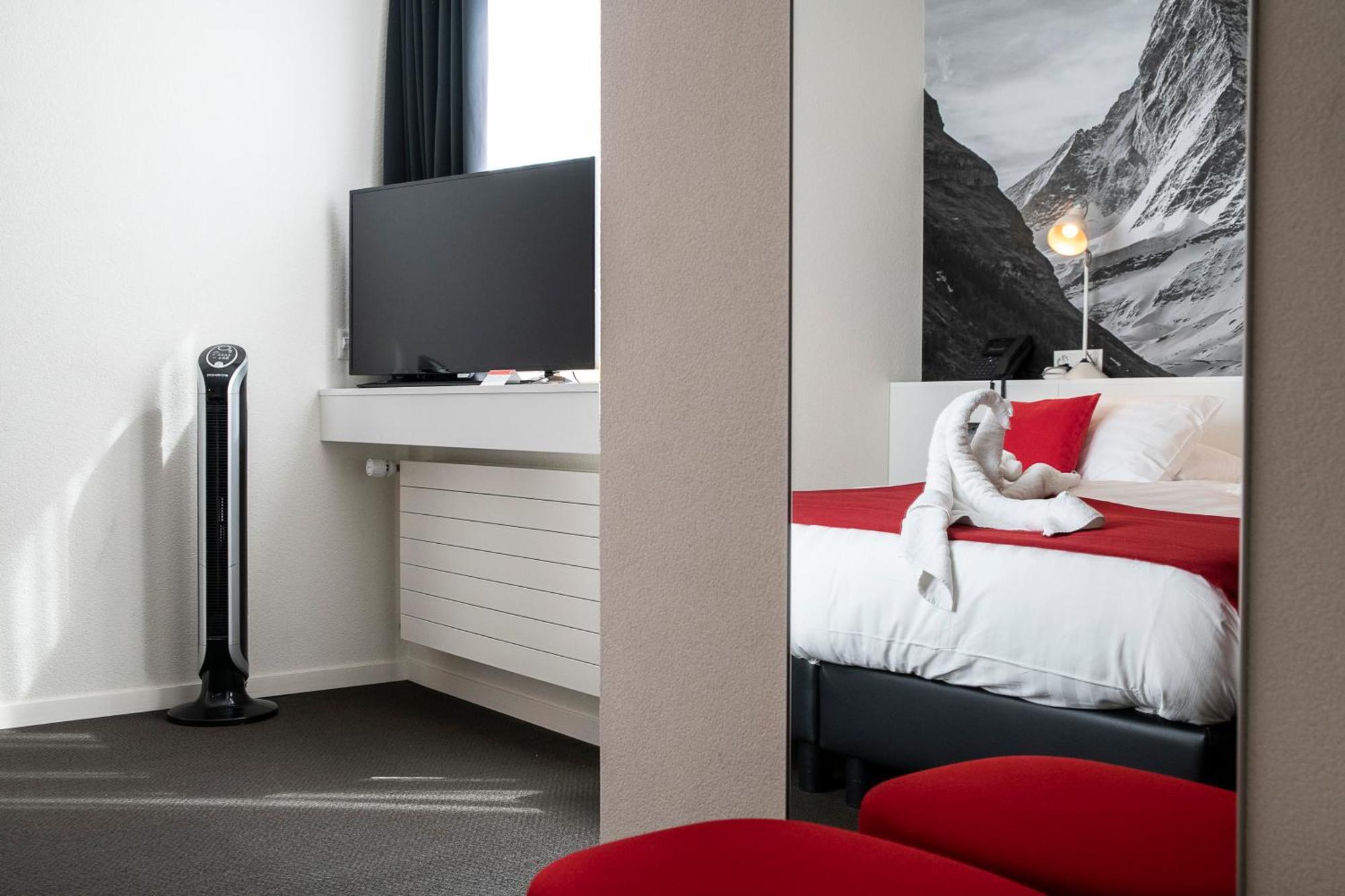 Home Swiss Hotel Женева Экстерьер фото