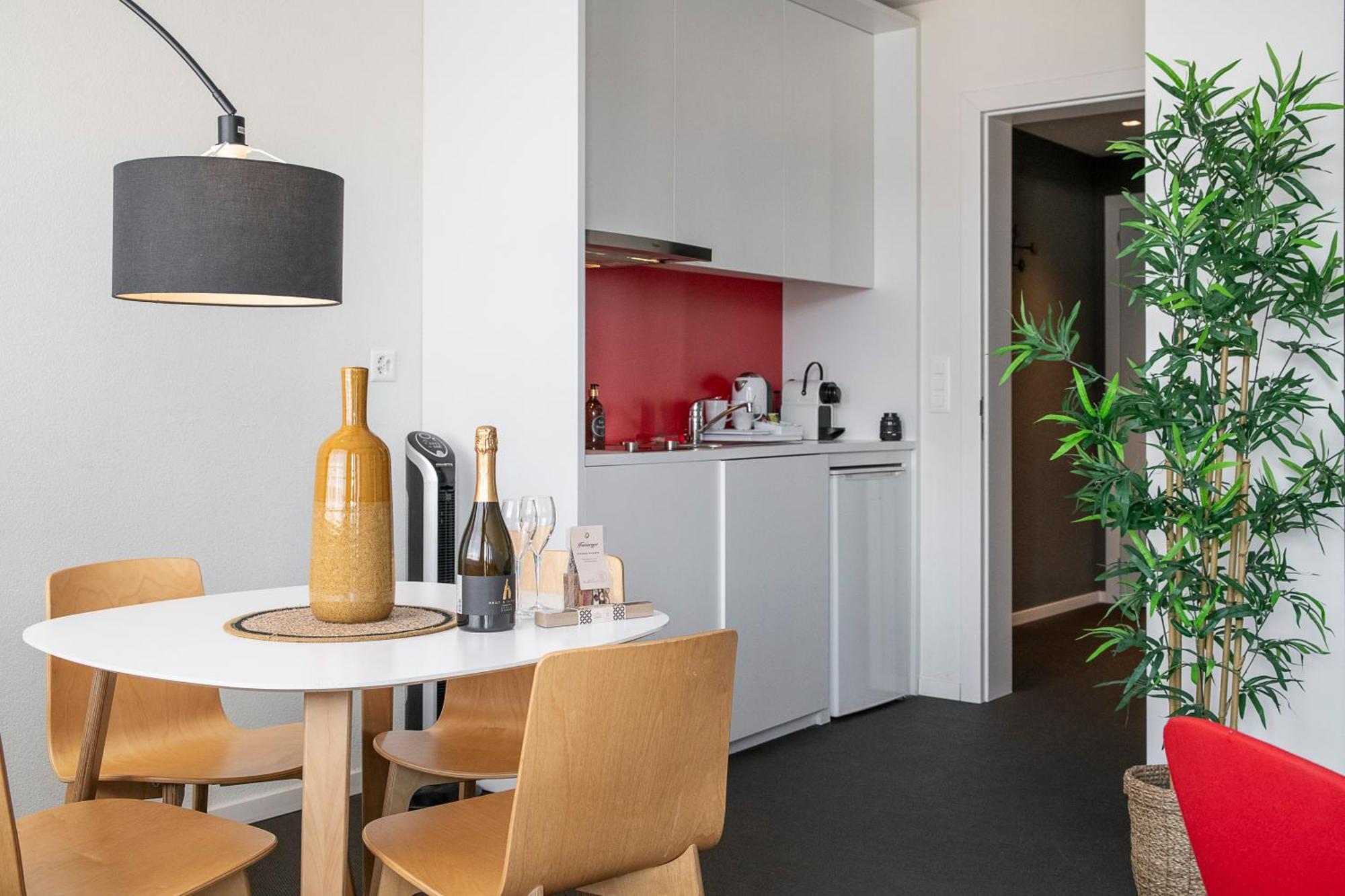 Home Swiss Hotel Женева Экстерьер фото